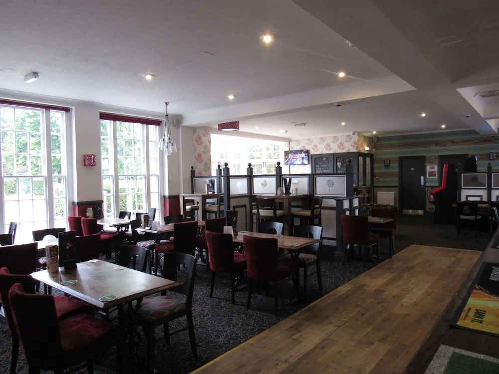 Pear Tree Inn