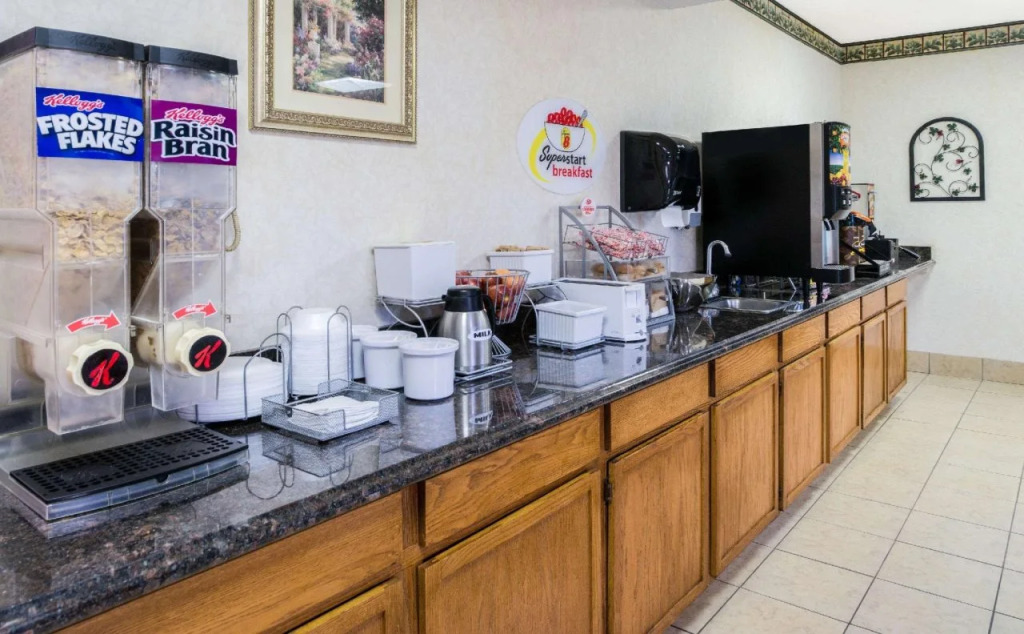 Red Lion Inn & Suites Gretna - Omaha SW