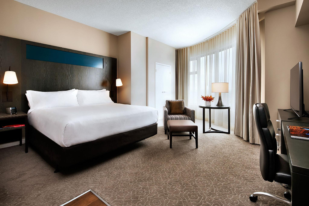 One King West Hotel and Residence