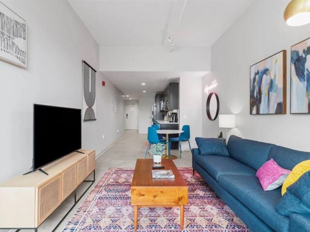 CozySuites at First Avenue