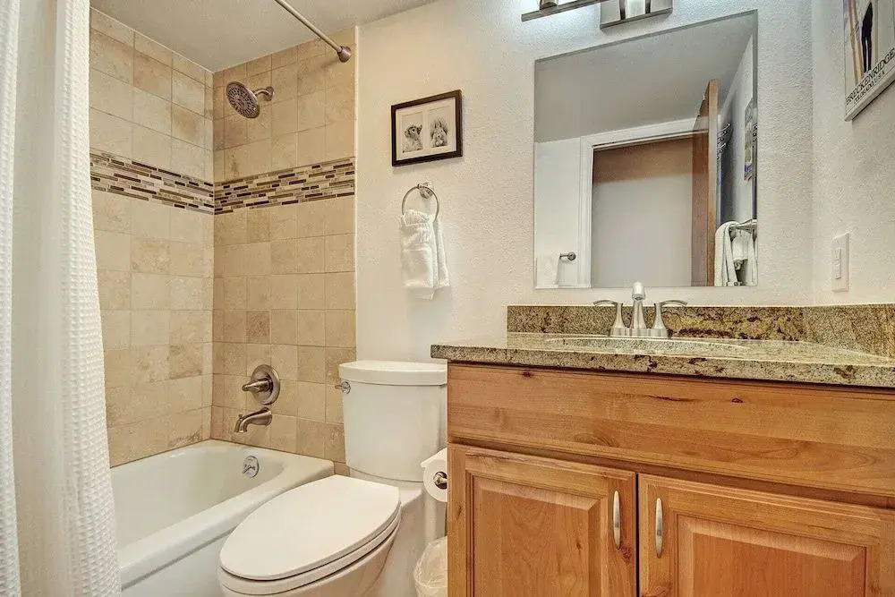Tyra Summit A2E - 2 Br Condo