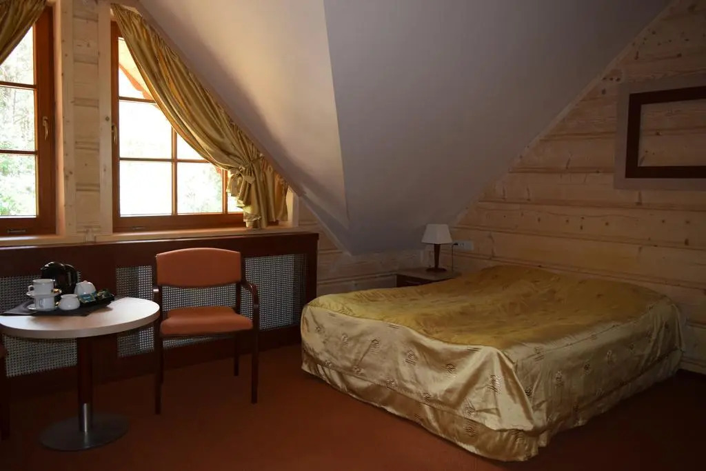 Hotel 365