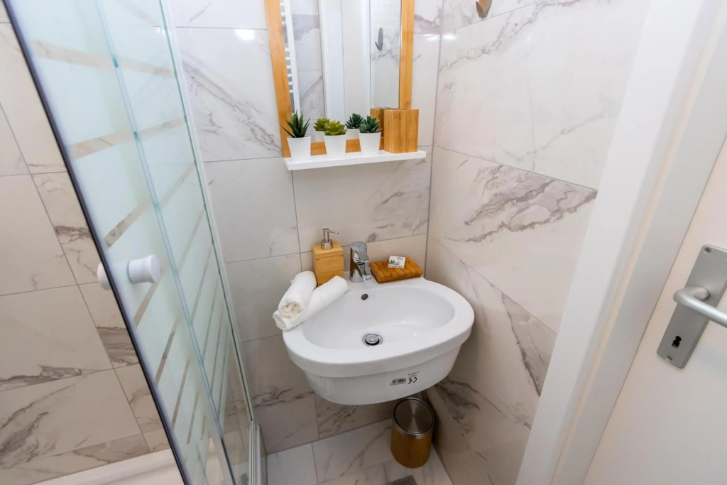 Radiant Premium Apartments - Fünfhaus