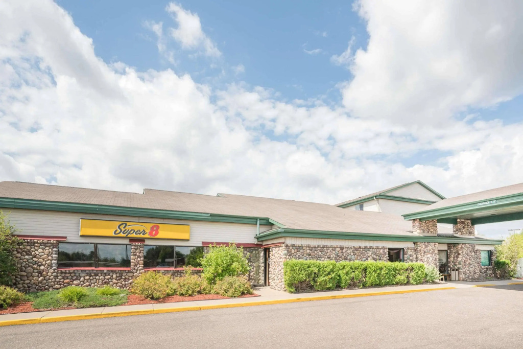 AmericInn by Wyndham Tomahawk