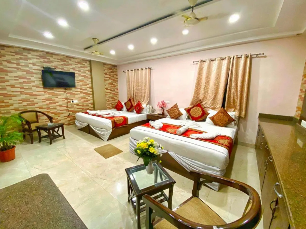 Hotel Midcity