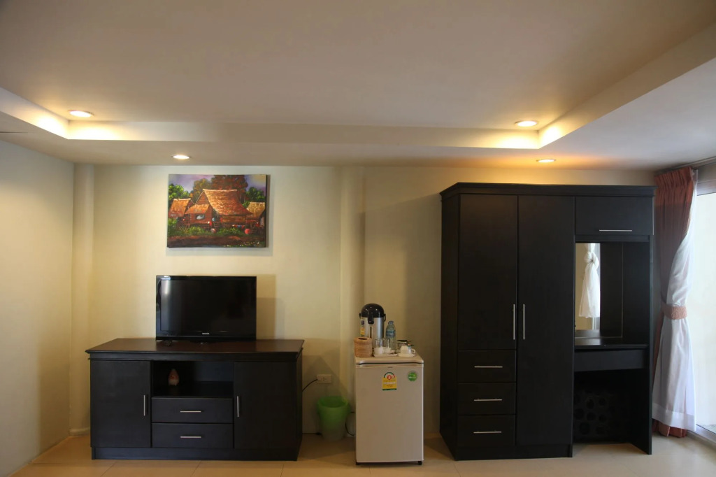 Naiyang Seaview Place Resort