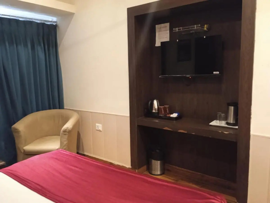 Hotel Himshri Mussoorie by Travellers Den