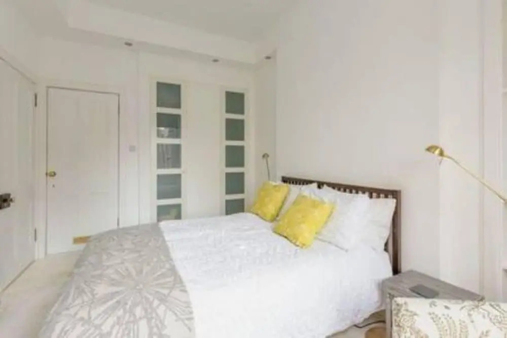 Modern Flat Arthur's Sea