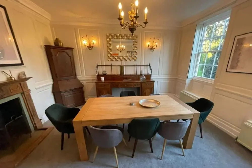 The Royal Retreat -elegant 7bdr With Garden