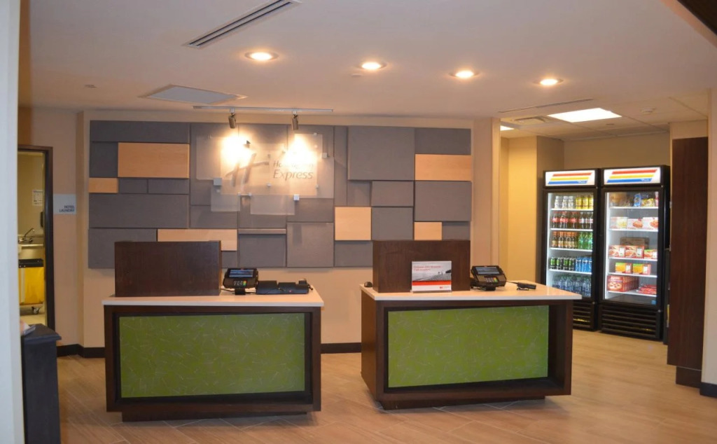Holiday Inn Express & Suites Golden by IHG