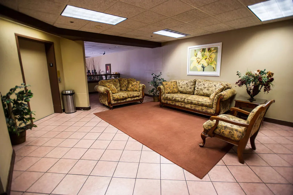 Northrock Suites