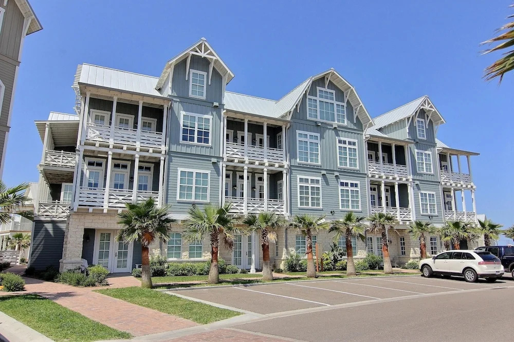 Cinnamon Shore- Shorehaven TC 3204