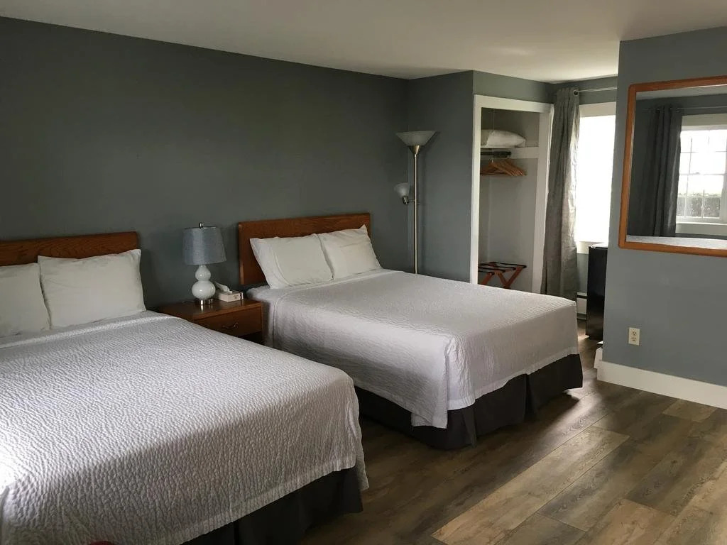 Hyannis Inn