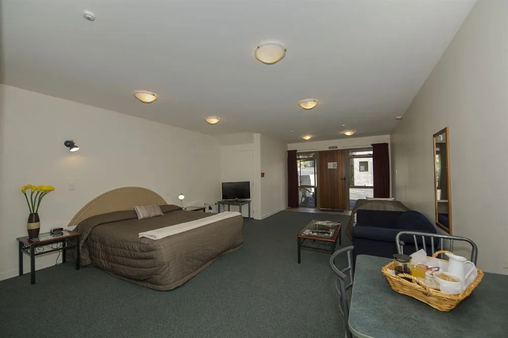 Lake Point Motel
