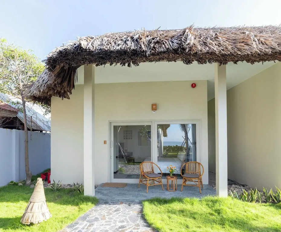 Coco Cottage Beachfront Resort