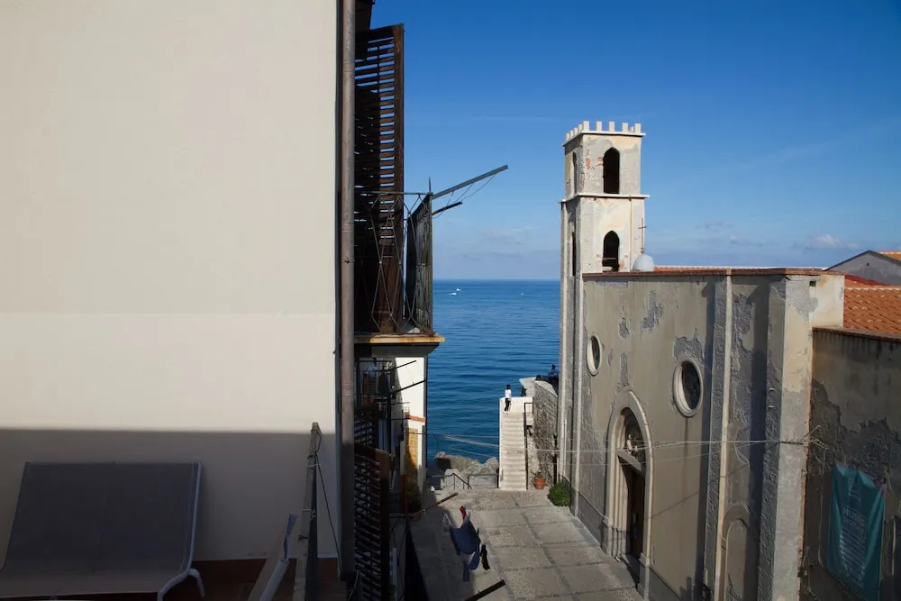 BastiOne