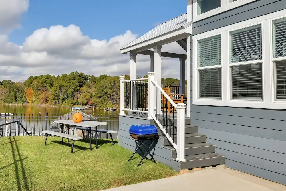 Lake Norman Home w/ Pool Access & Water Views!
