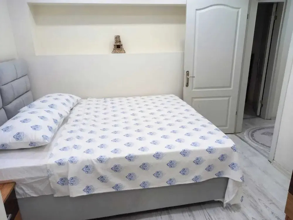 Fully Furnished & Central Family Apartment
