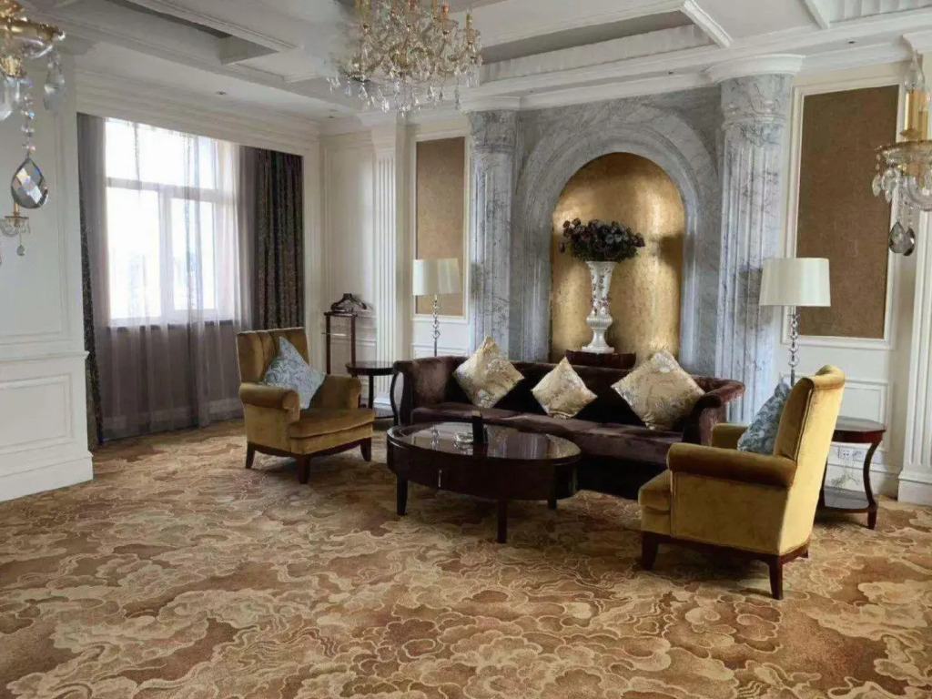 Zhongwei International Holiday Hotel