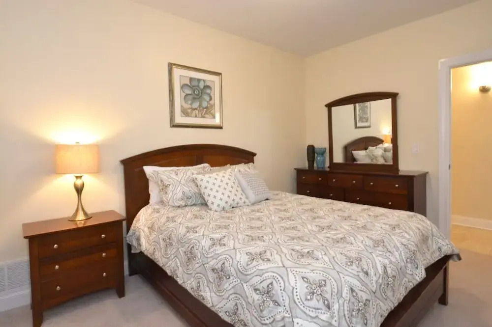 Bright 2BR Apt w Private Entrance & Laundry by AllSet Turnover