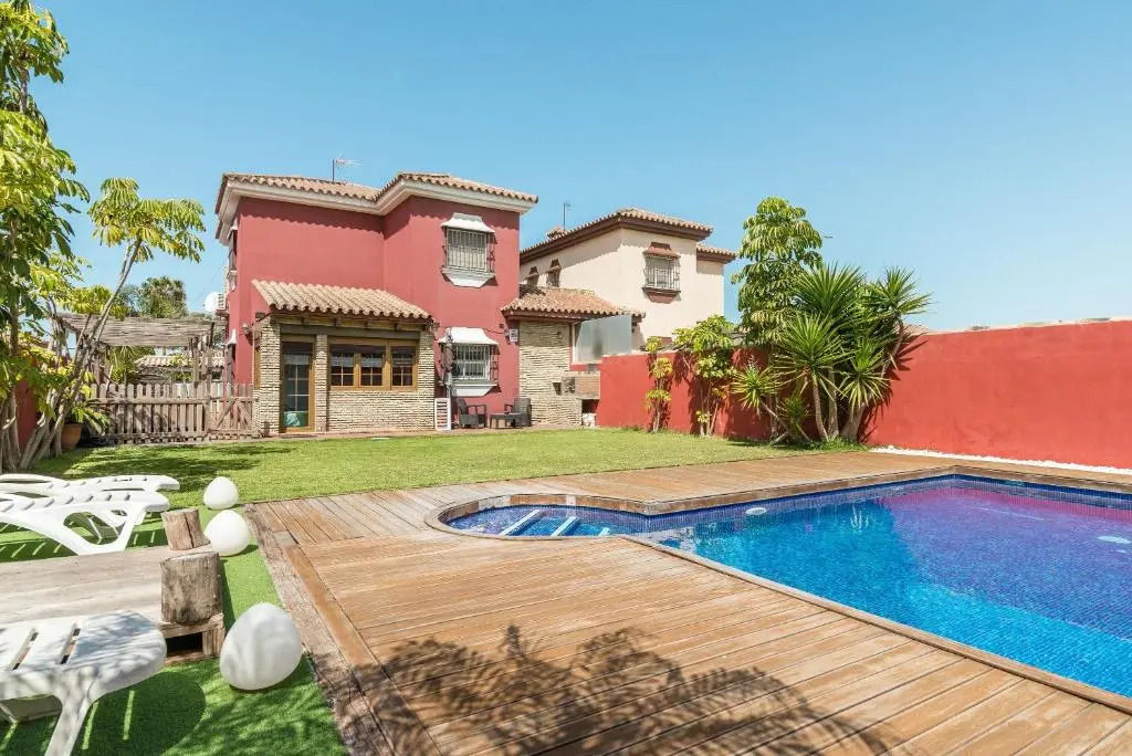 Villa Marty - Mayores De 25 Años