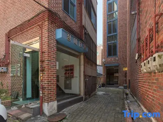 Sohwa Mansion [8min STN] / Luggage Keep available