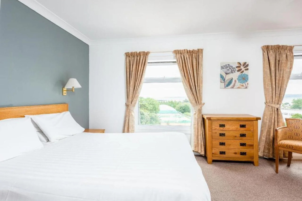 Abbey Lawn Hotel