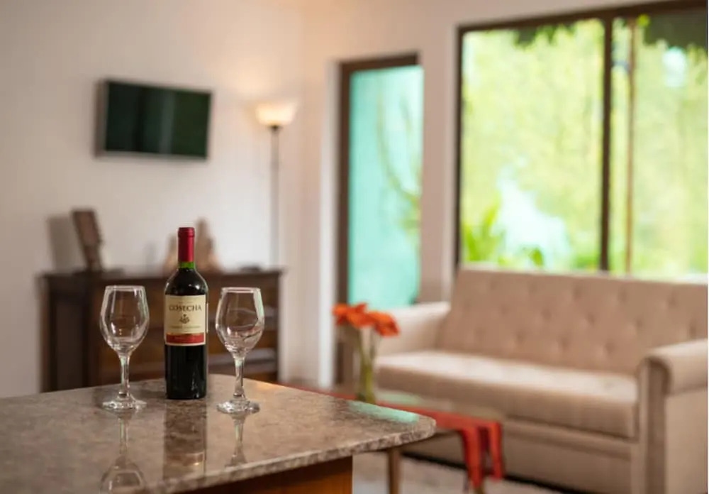 Casita Escondida