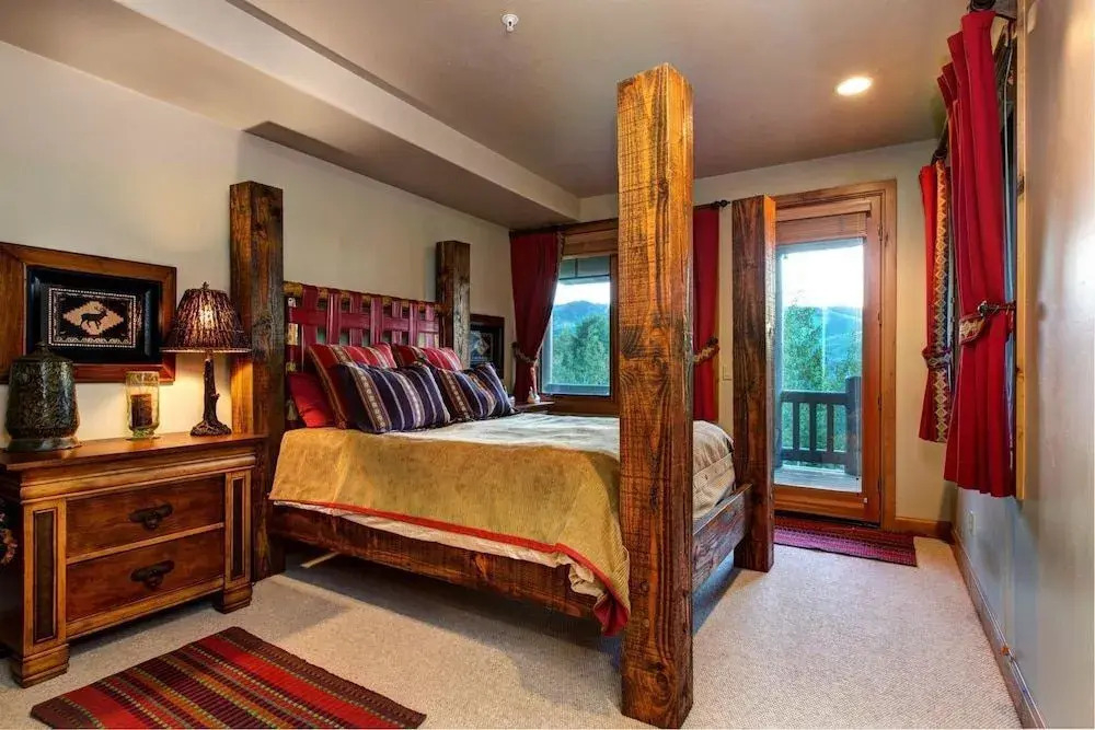 Bellearbor Townhome