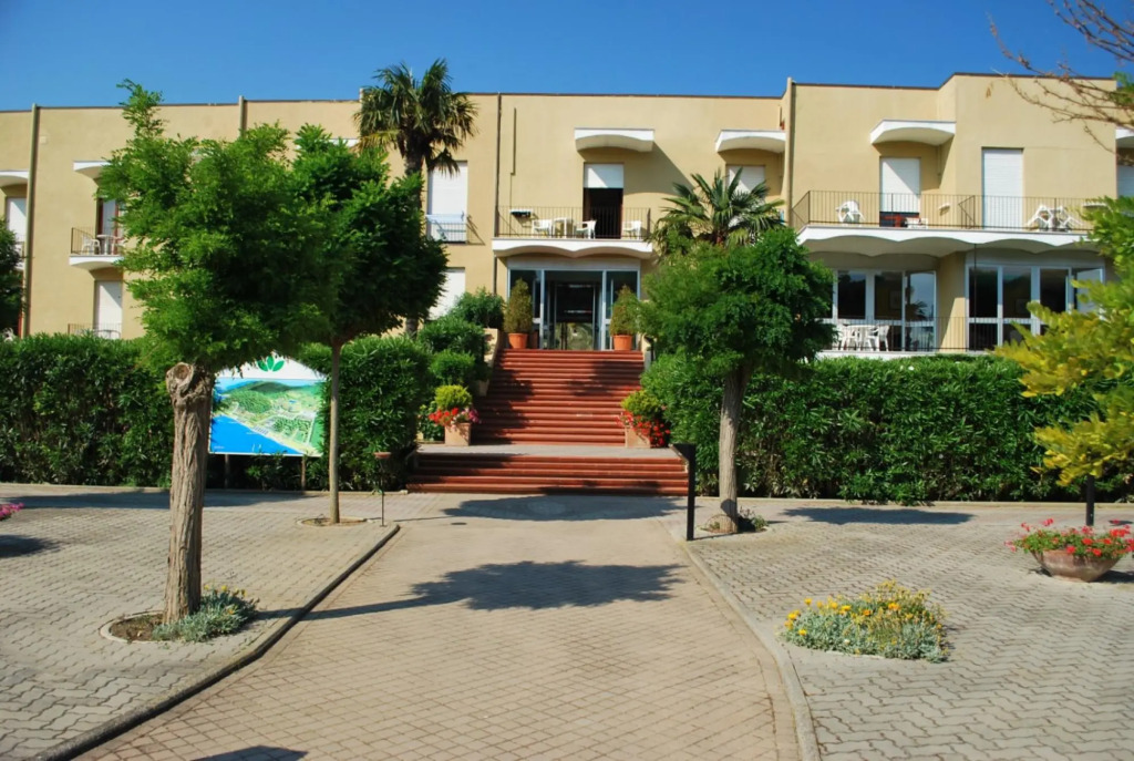 Holiday Park- Studio