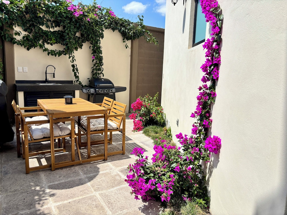 Private Hot Tub - 2BR in Nueva Escondida