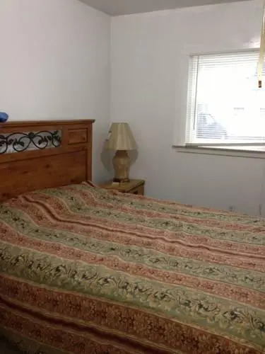 Summer Place Hotel