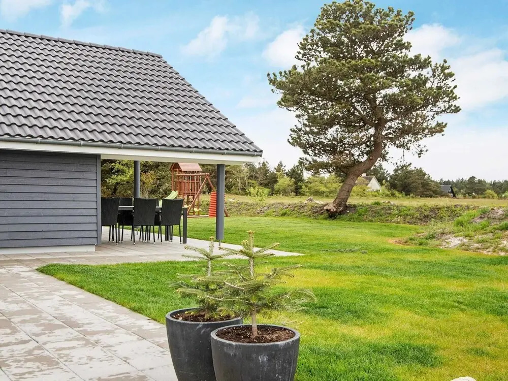 10 Person Holiday Home in Romo