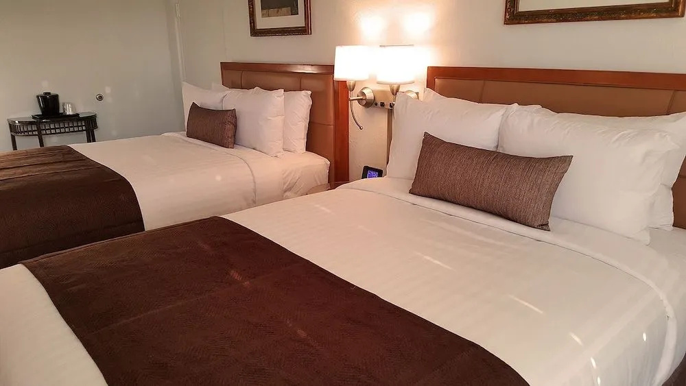 The Pines Country Inn