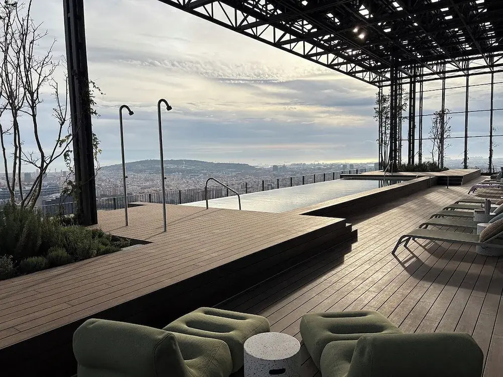 aparto Diagonal Suites