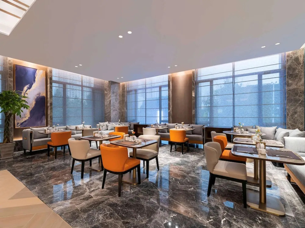 Ji Hotel (Tianjin Drum Tower)