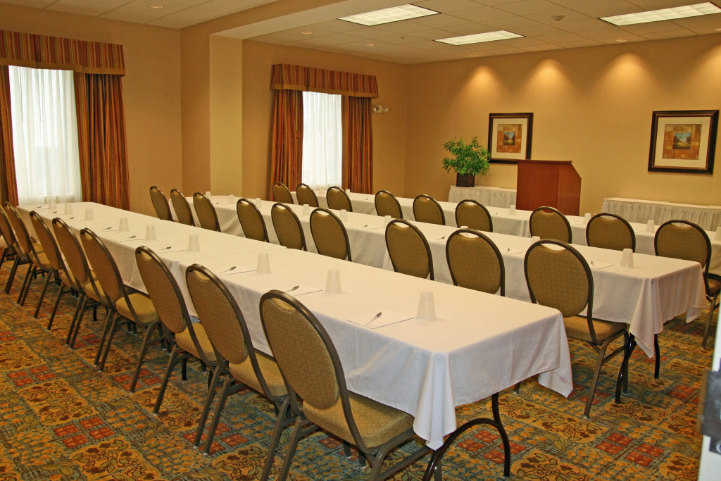 Hampton Inn McHenry