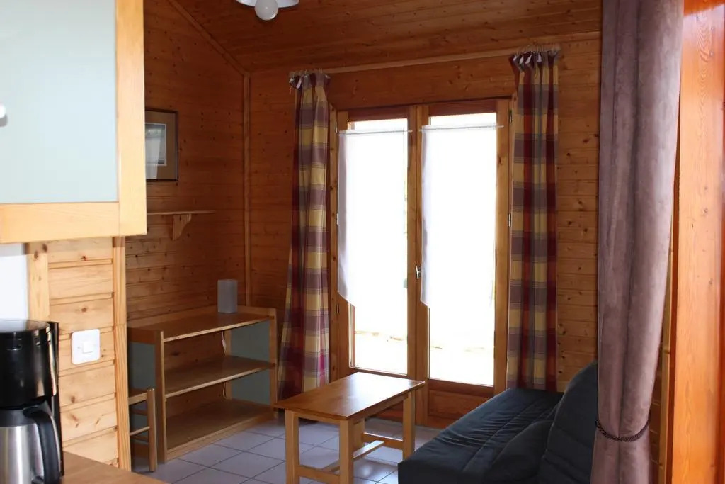 Volcans Vacances Les Chalets Du Lac