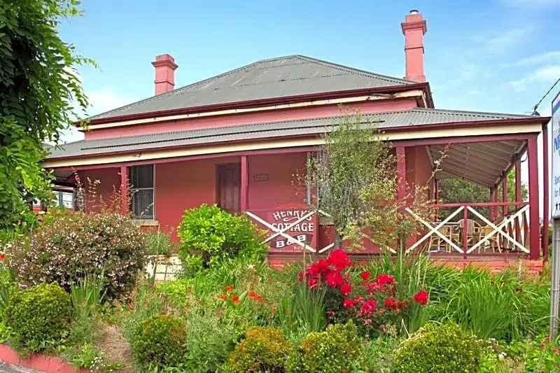 Henry's Cottage