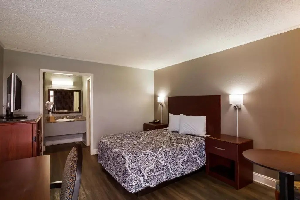 Knights Inn Fayetteville - Fort Bragg