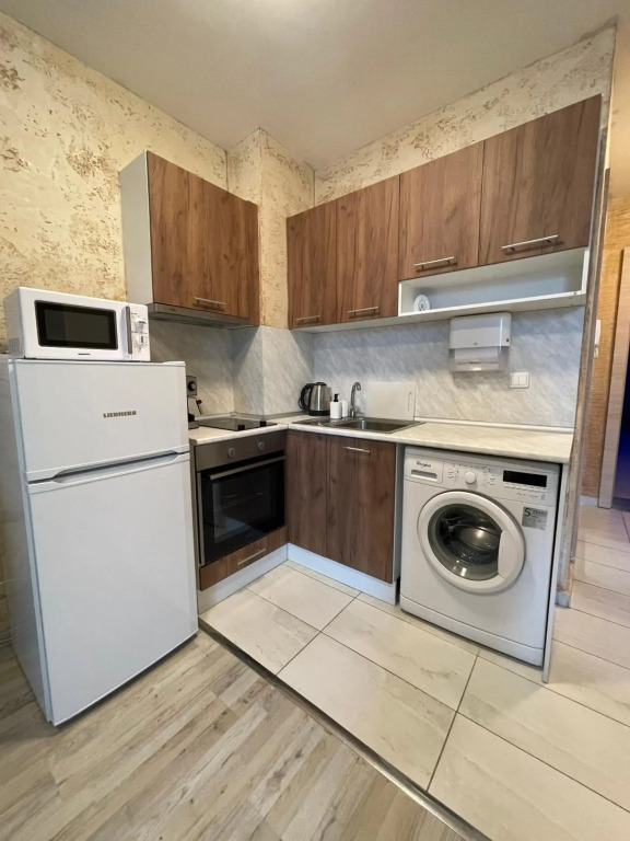 Colonel apartment 847