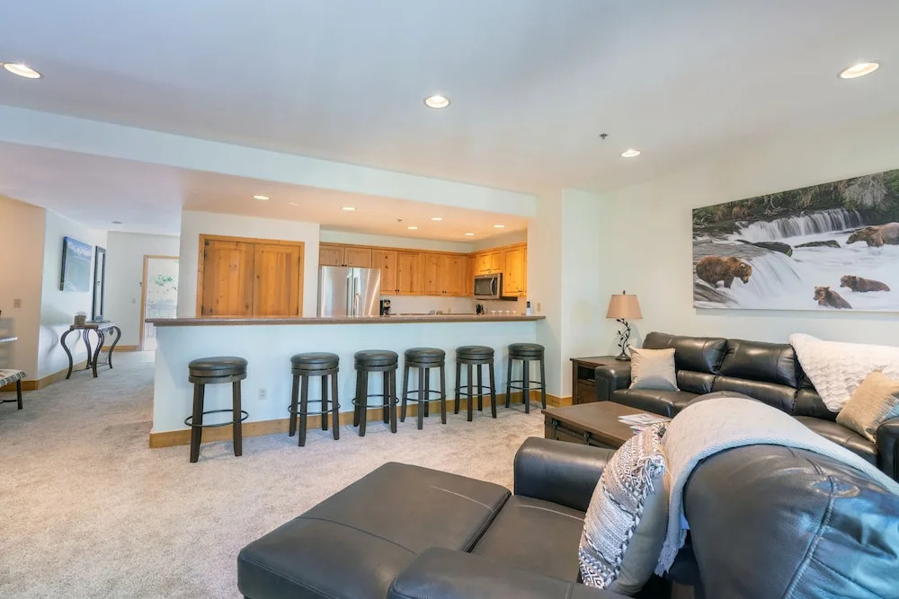 Bear Creek Lodge 303 3 Bedroom Condo by Alpine Lodging Telluride
