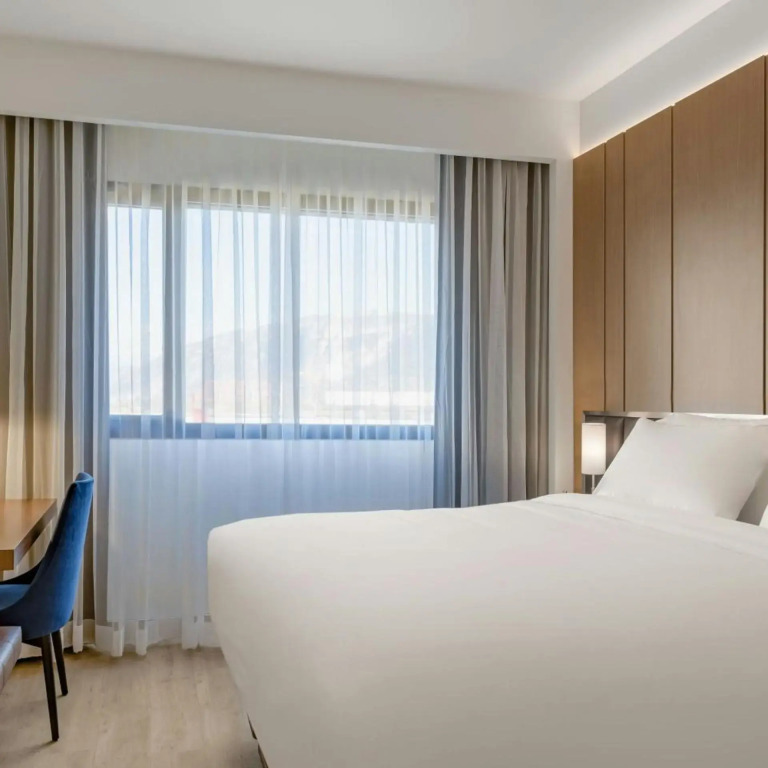 AC Hotel by Marriott Saint-Julien-en-Genevois