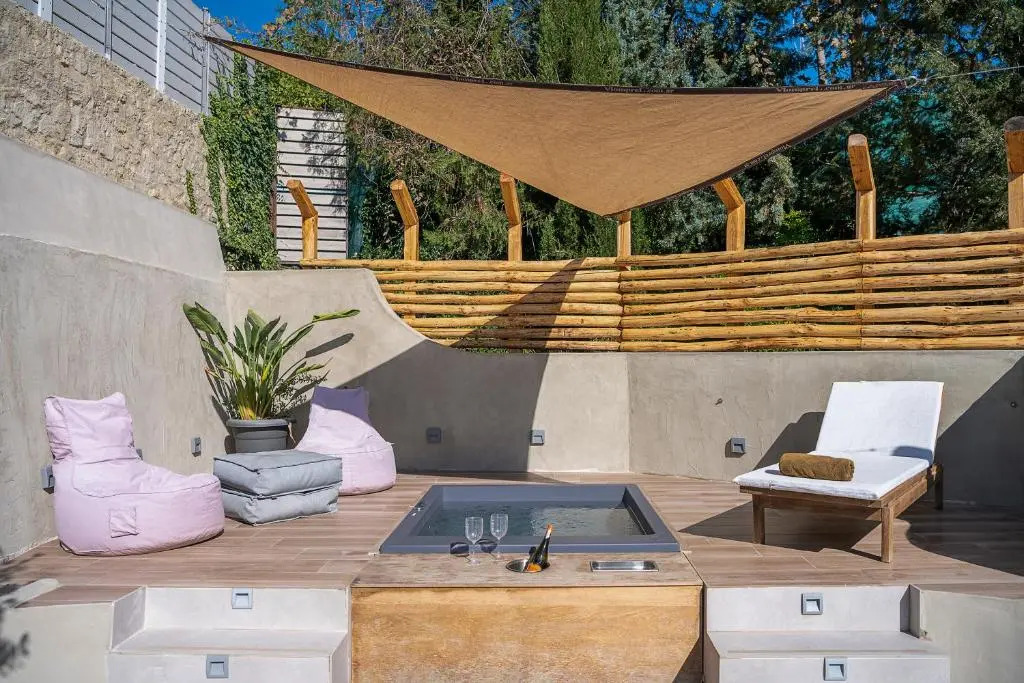 Verekinthos Villa, a Fine Country Retreat, By ThinkVilla