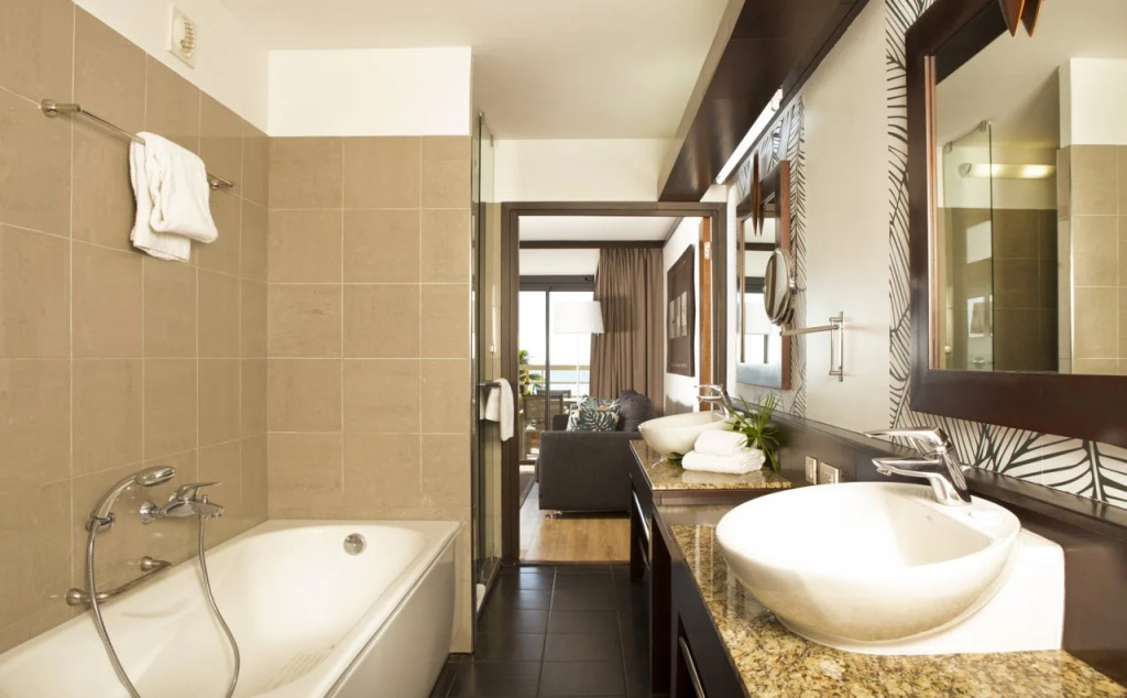 Tahiti Pearl Beach Resort