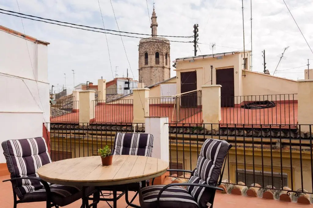 LOFT IN OLD CITY 2th or 3th floor and TERRACE in 4th floor