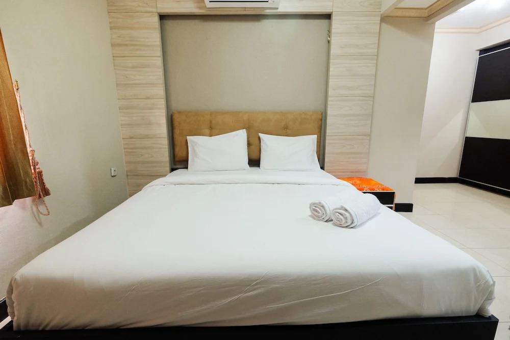 Cozy And Elegant 1br Apartment at Mediterania Boulevard