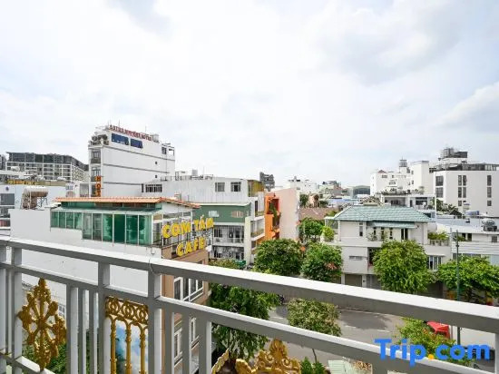 Montana Hotel & Aparment Saigon Airport