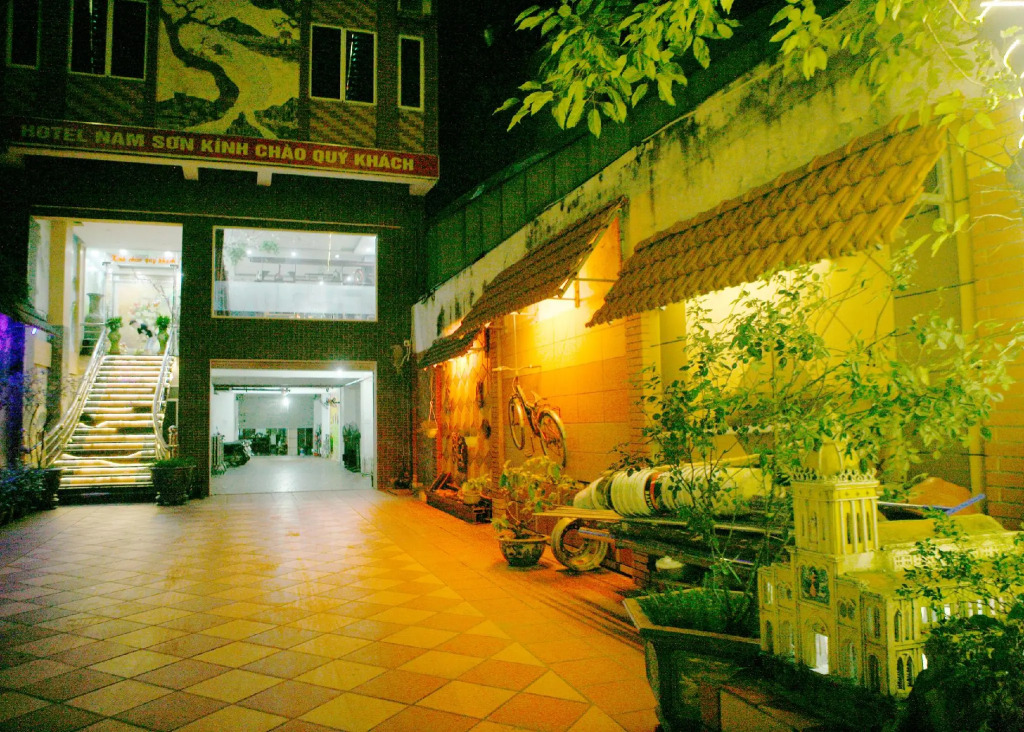 Nam Son Hotel