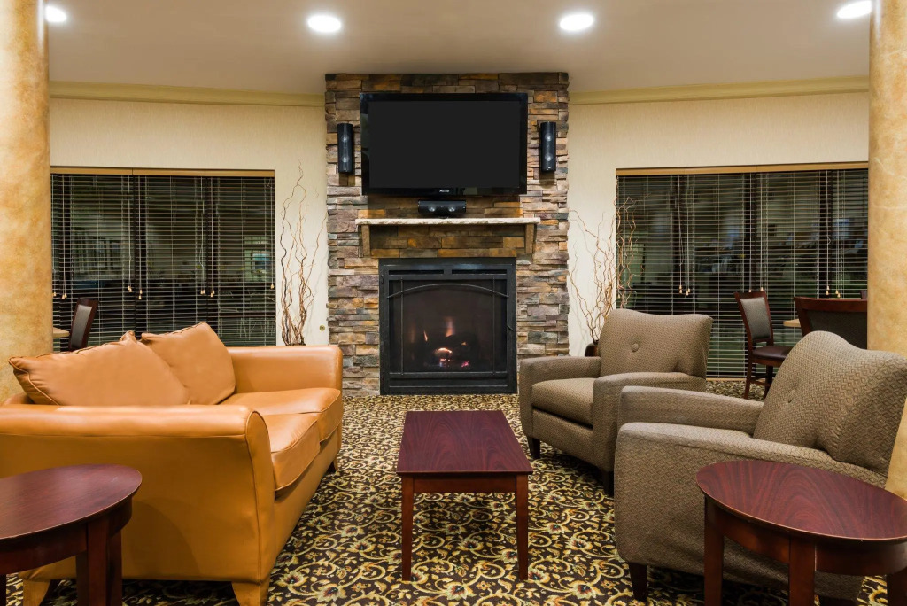Holiday Inn Express Hotel & Suites Rochester Webster by IHG